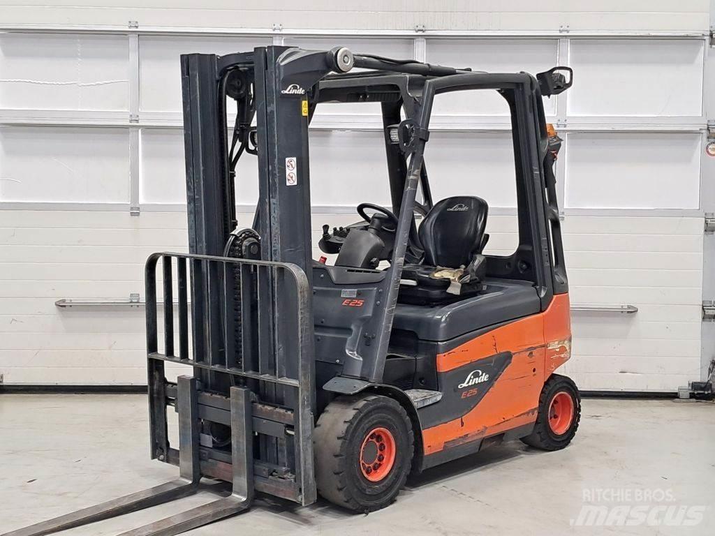 Linde E25-01 Elektrikli forkliftler