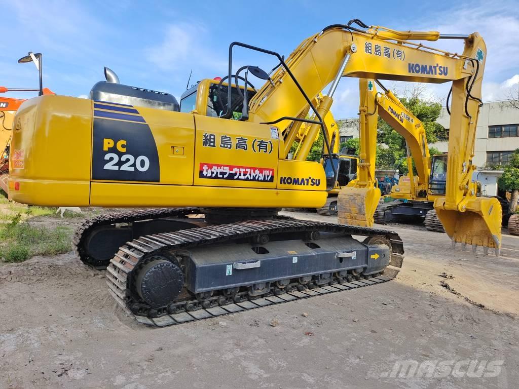 Komatsu PC 220 Paletli ekskavatörler