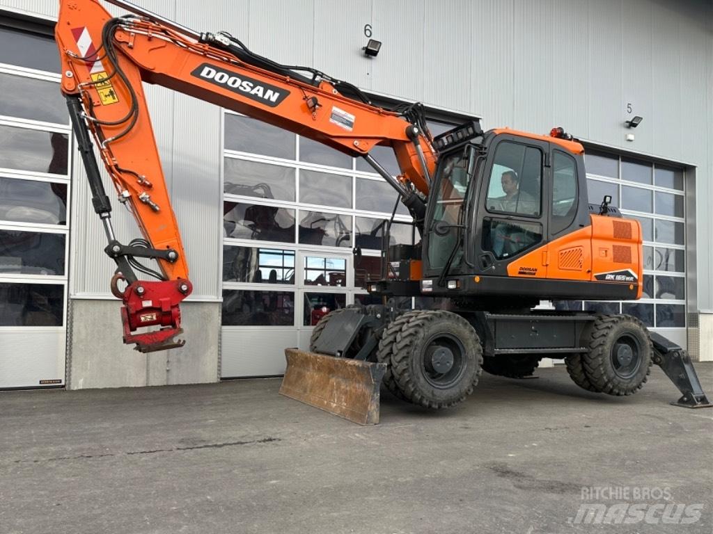 Develon DX165WR-7 Lastik tekerli ekskavatörler