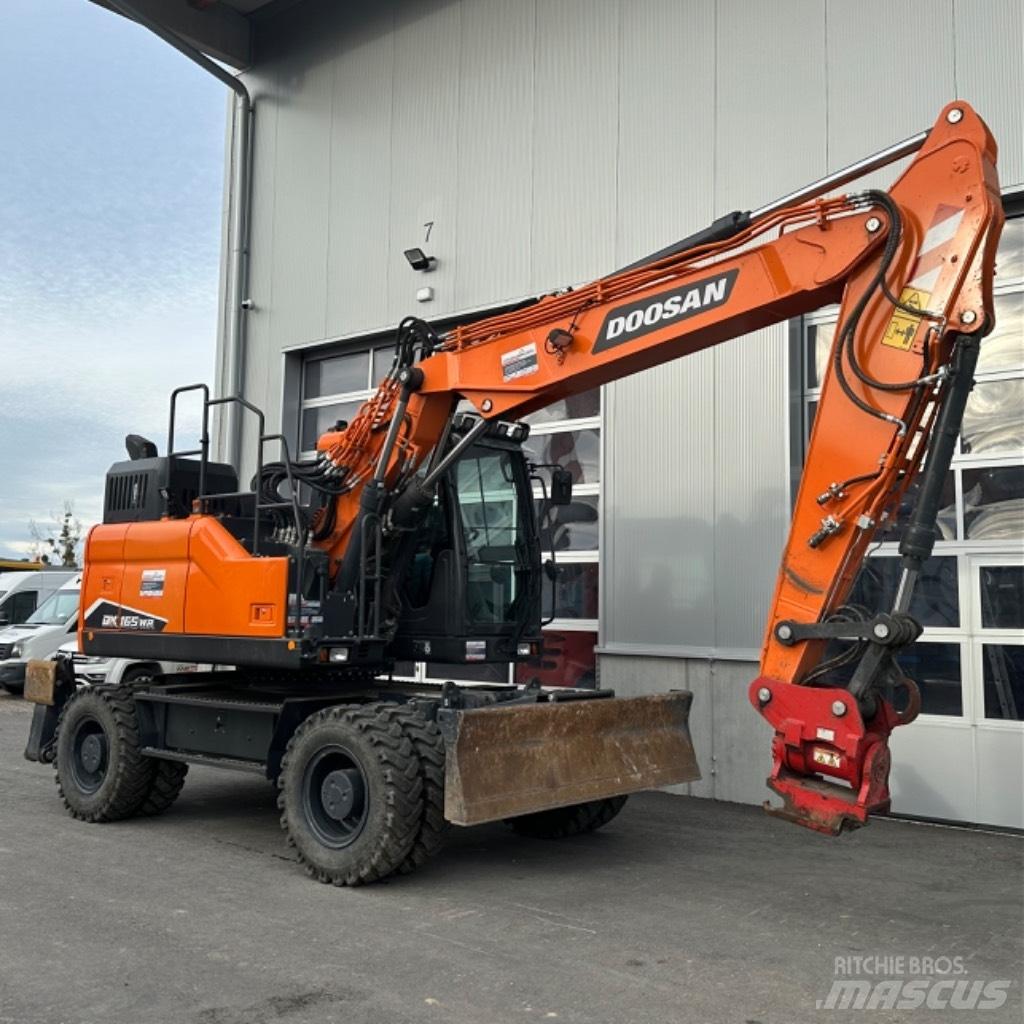 Develon DX165WR-7 Lastik tekerli ekskavatörler