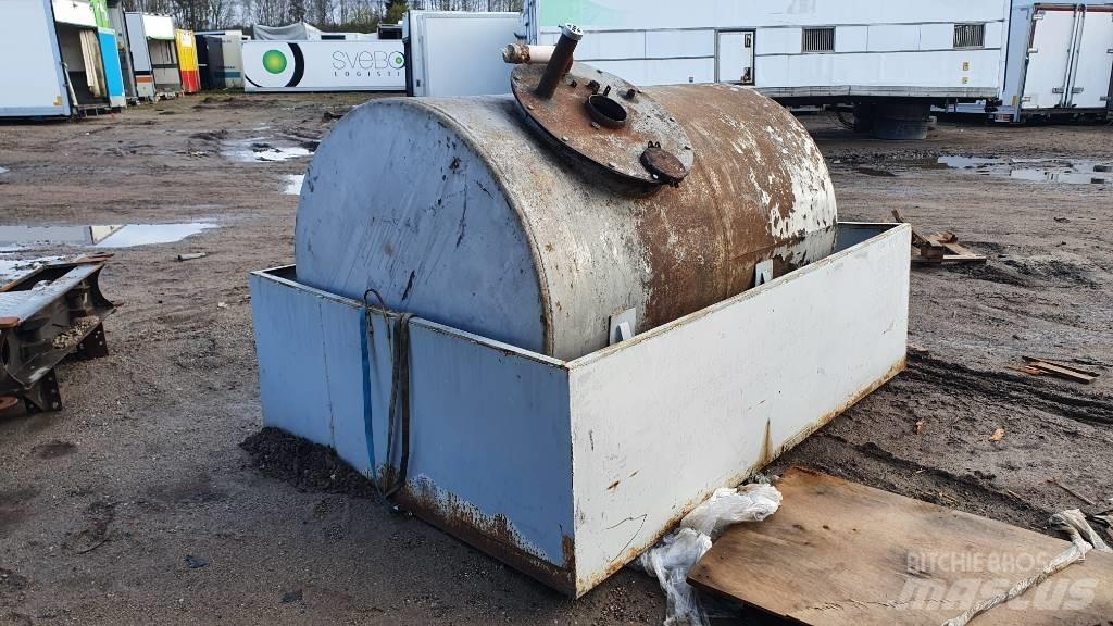  FUEL TANK Tanklar