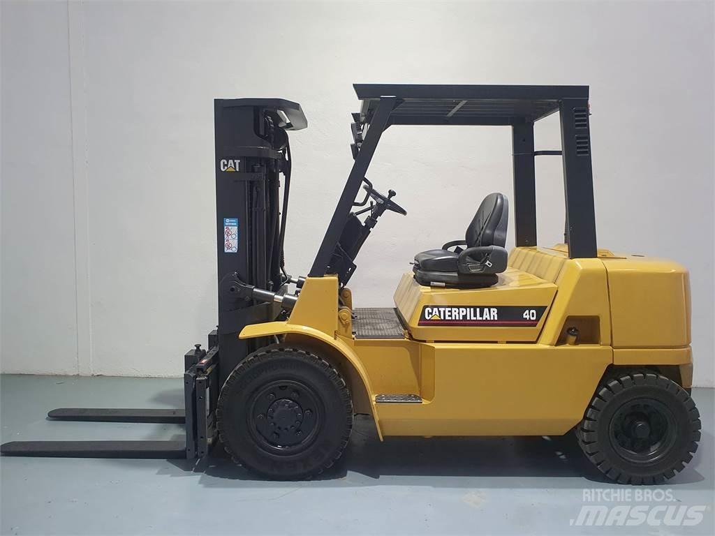 CAT DP40K MC Dizel forkliftler