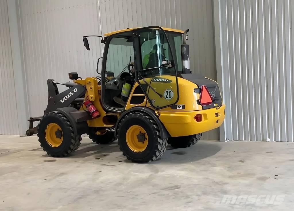 Volvo L 25 F Tekerlekli yükleyiciler