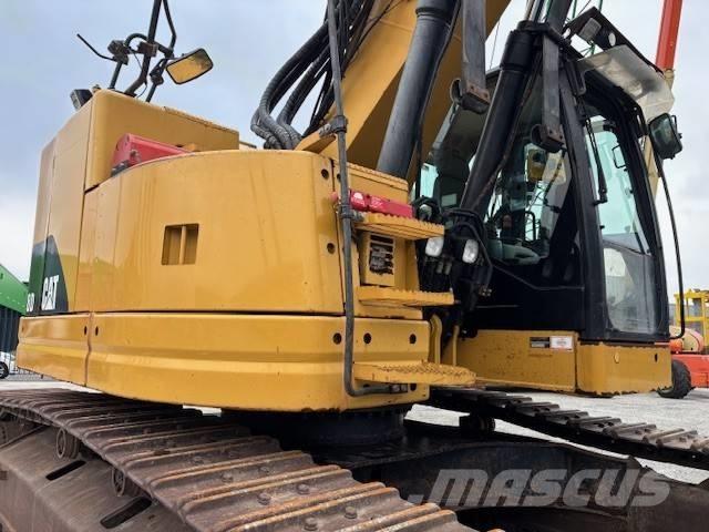 CAT 328 D LCR Paletli ekskavatörler