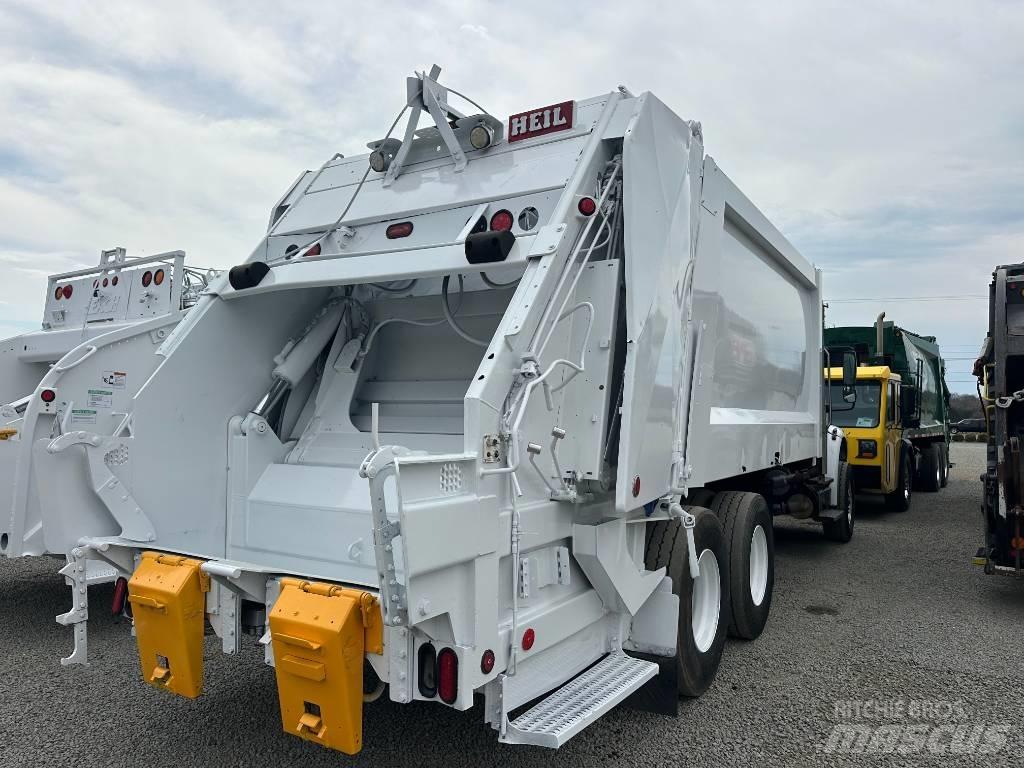 Freightliner M2 Atik kamyonlari