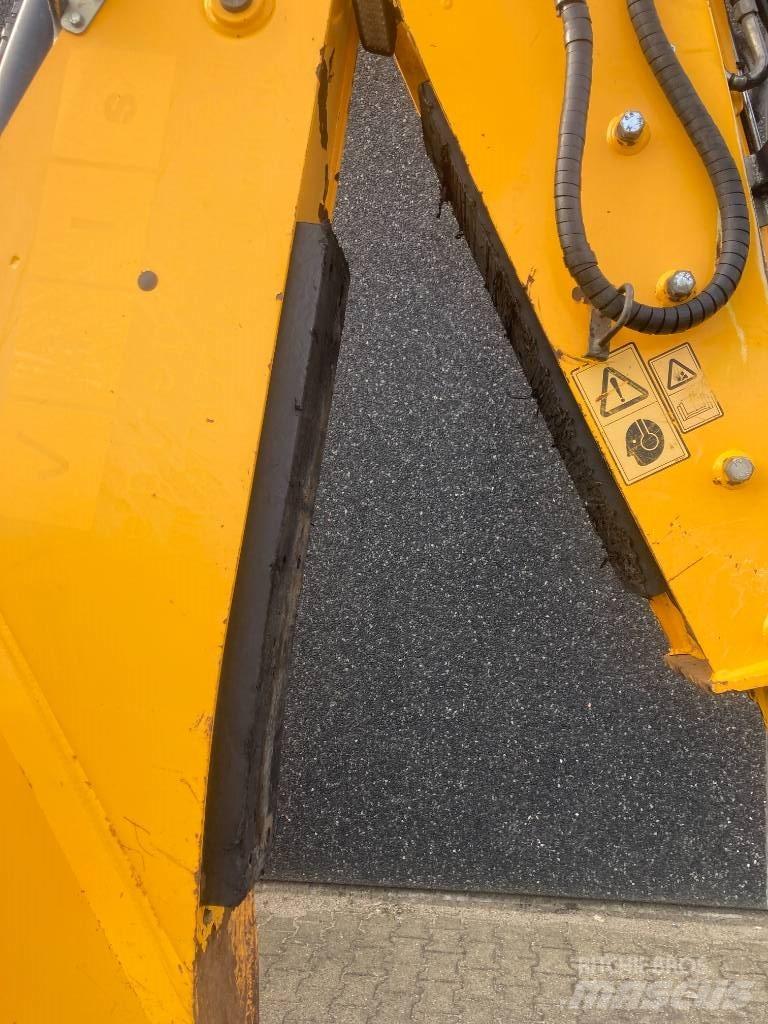 JCB 4 CX Kazıcı yükleyiciler - beko loder