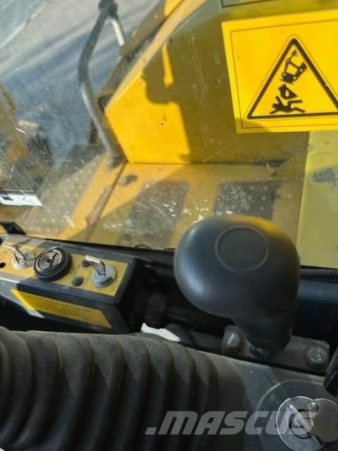 Komatsu PC 118 MR-8 Paletli ekskavatörler