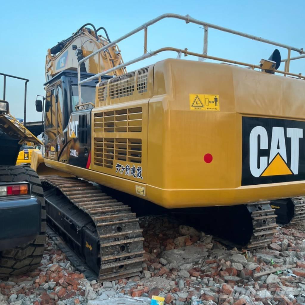 CAT 349 D Paletli ekskavatörler