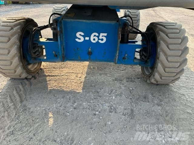 Genie S 65 Teleskopik personel platformları