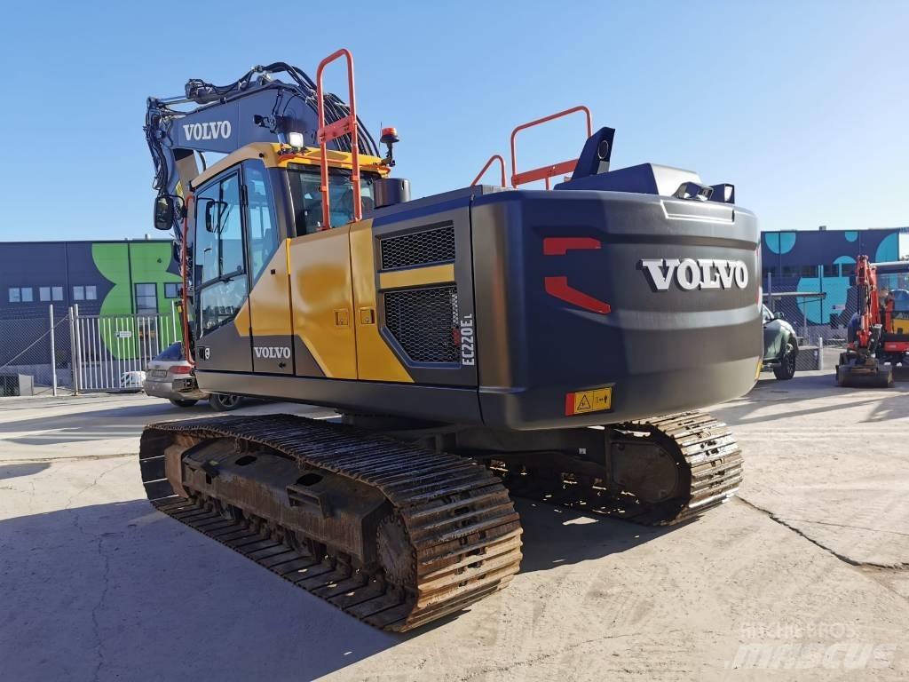 Volvo EC220EL Paletli ekskavatörler