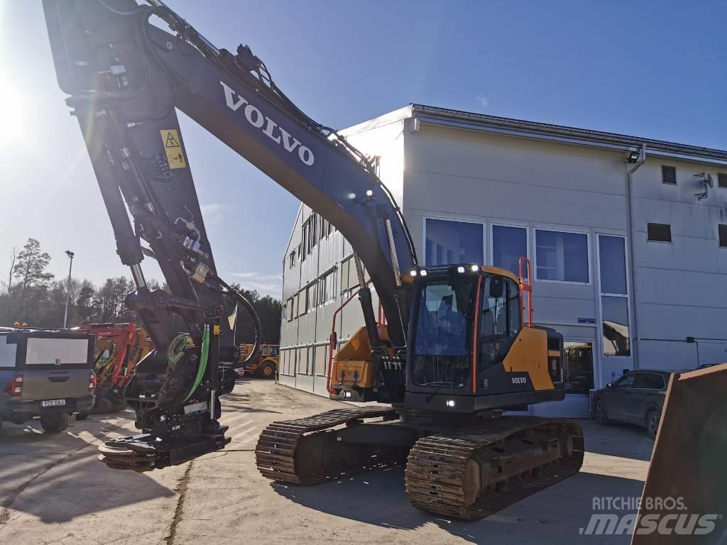 Volvo EC220EL Paletli ekskavatörler