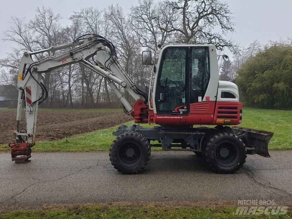 Takeuchi TB 295 W Lastik tekerli ekskavatörler