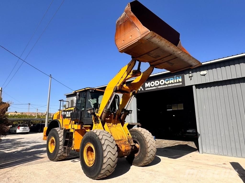 CAT 972 M Tekerlekli yükleyiciler