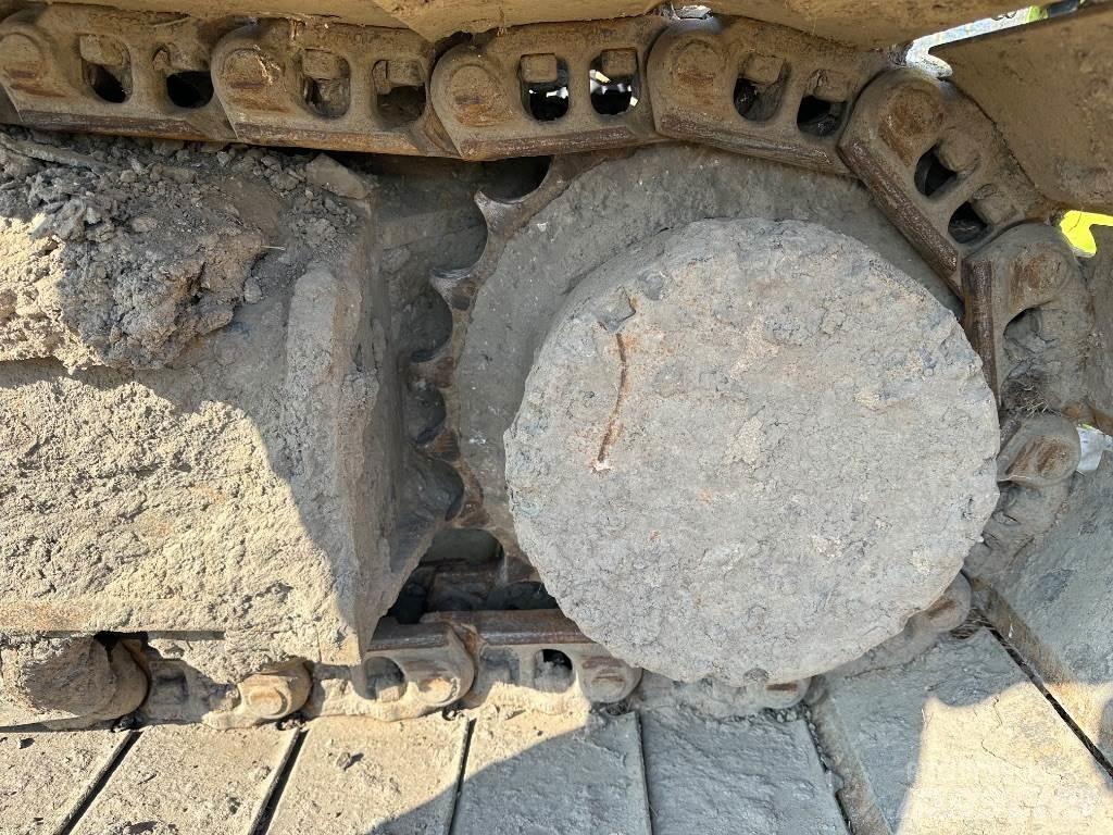 CASE CX 250 D Paletli ekskavatörler