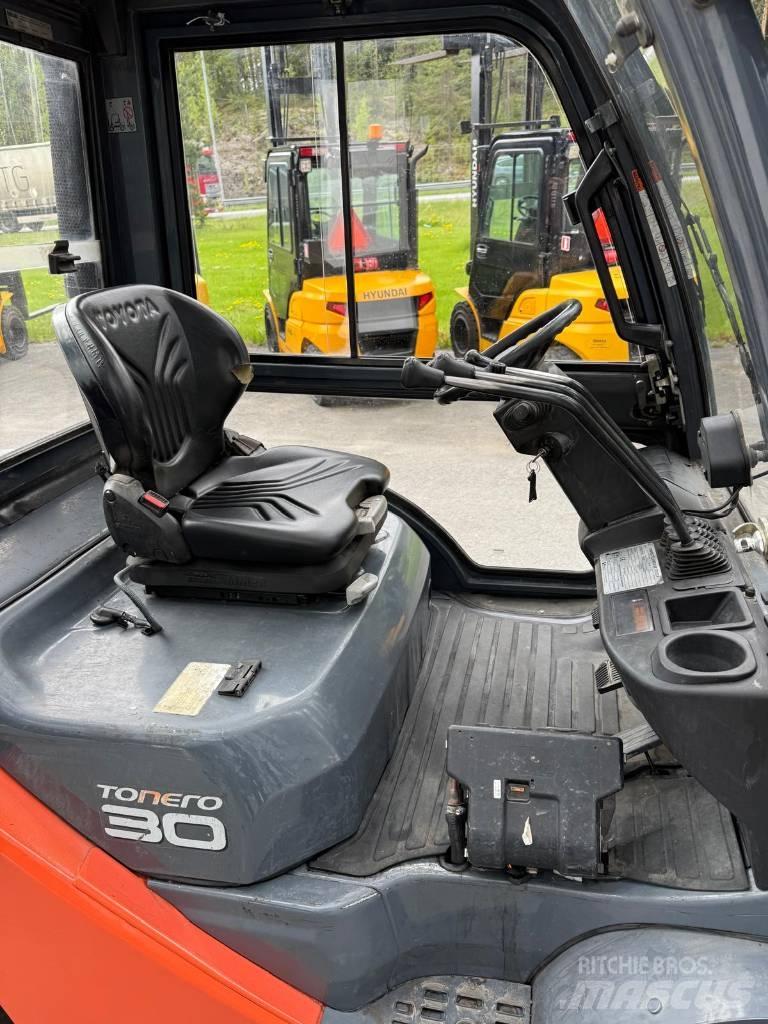 Toyota 02-8 FDF 30 Dizel forkliftler