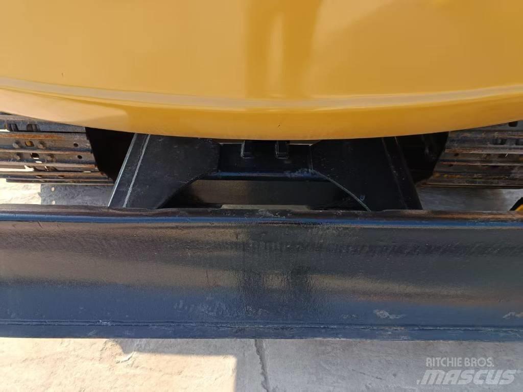 CAT CAT305.5E2 Mini ekskavatörler, 7 tona dek