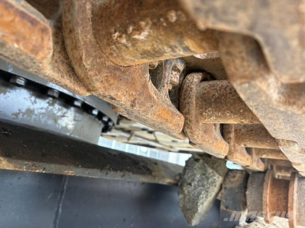 Volvo EC 300 EL Paletli ekskavatörler