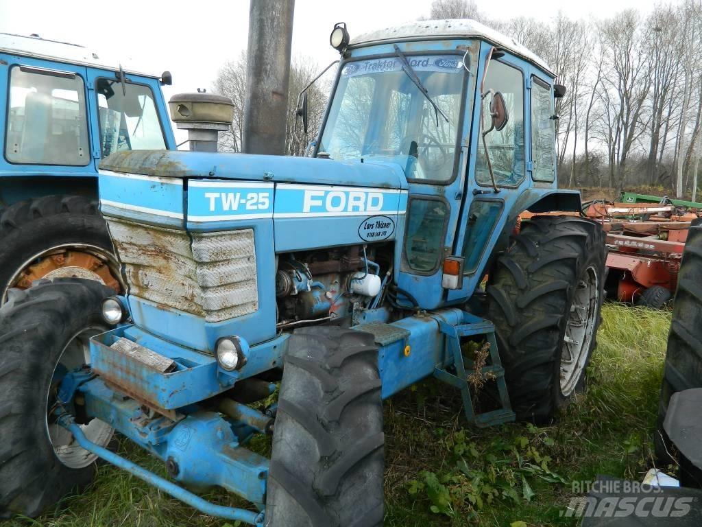 Ford TW 25 Traktörler