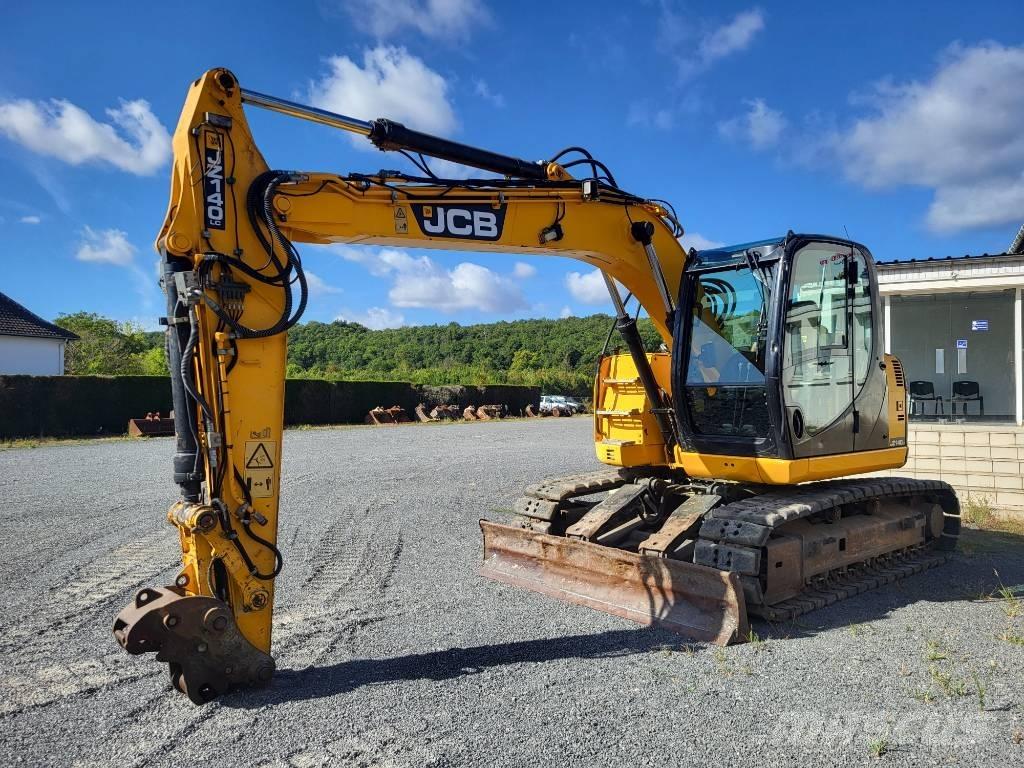 JCB JZ 140 LC Paletli ekskavatörler