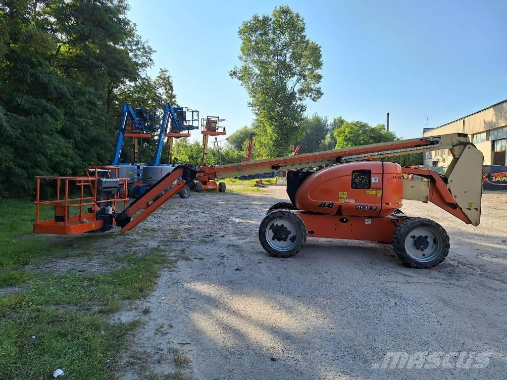 JLG 600AJ Körüklü personel platformları