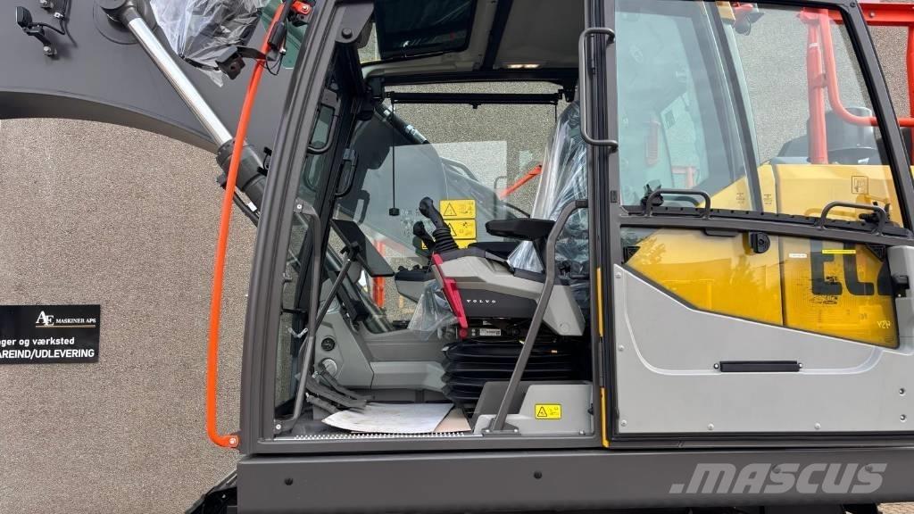 Volvo EC 260 FL Paletli ekskavatörler