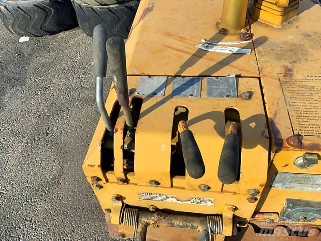 MultiQuip Rammax Çift tamburlu silindirler