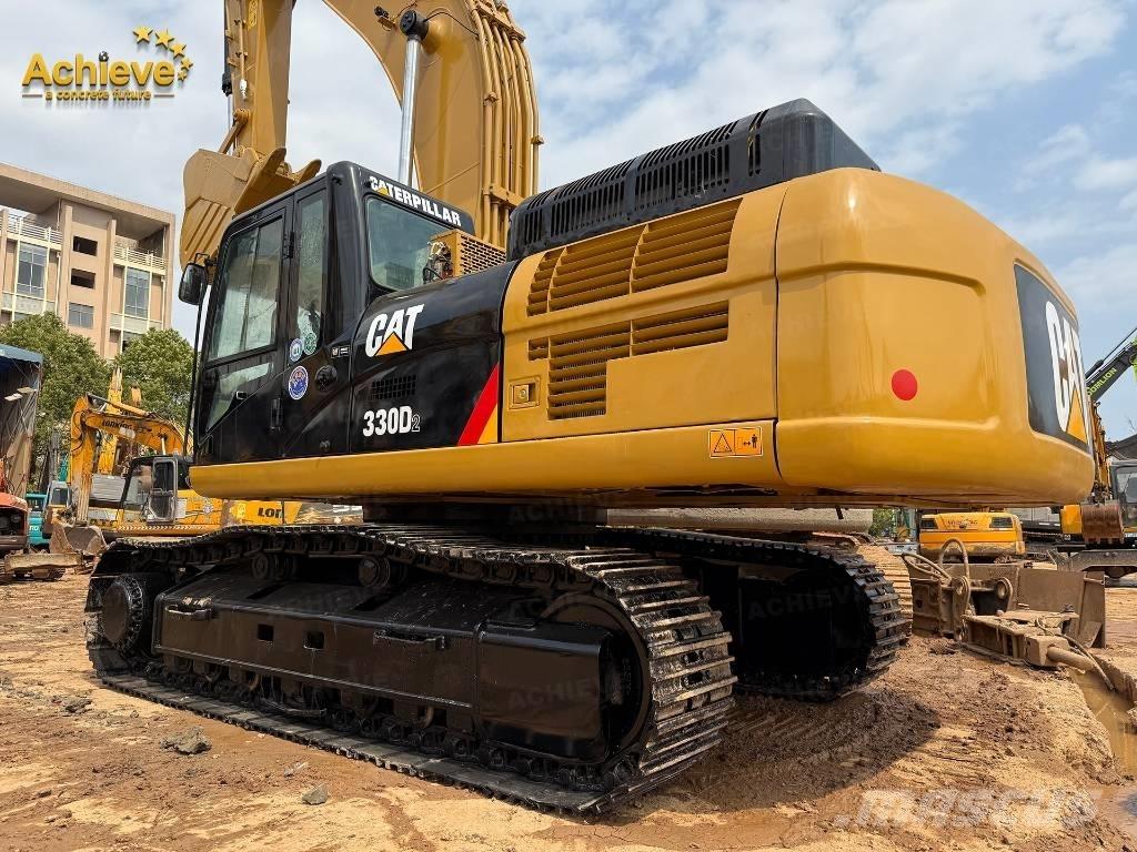 CAT 330D2 Paletli ekskavatörler