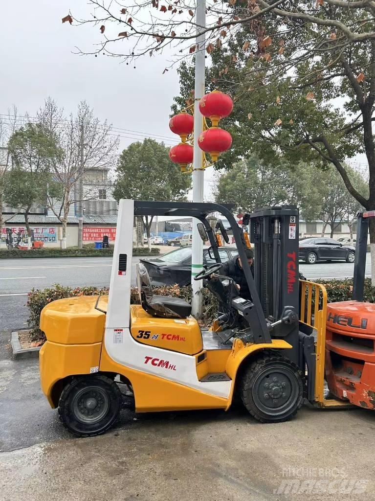 TCM 35 Dizel forkliftler