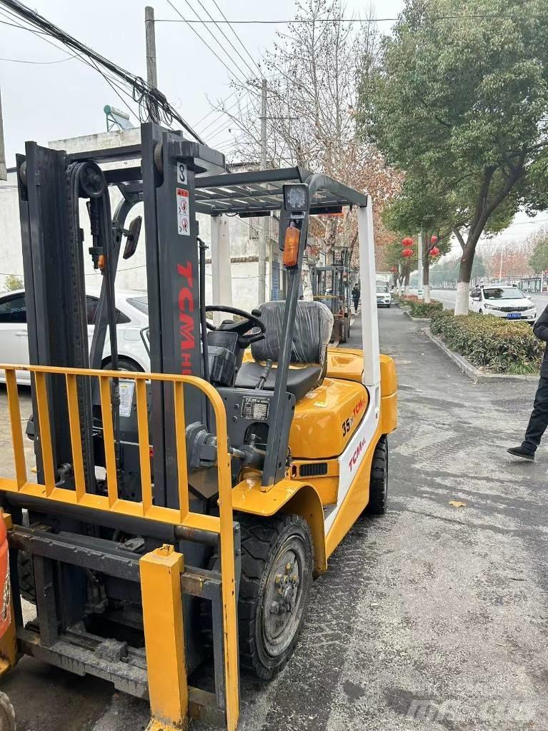 TCM 35 Dizel forkliftler