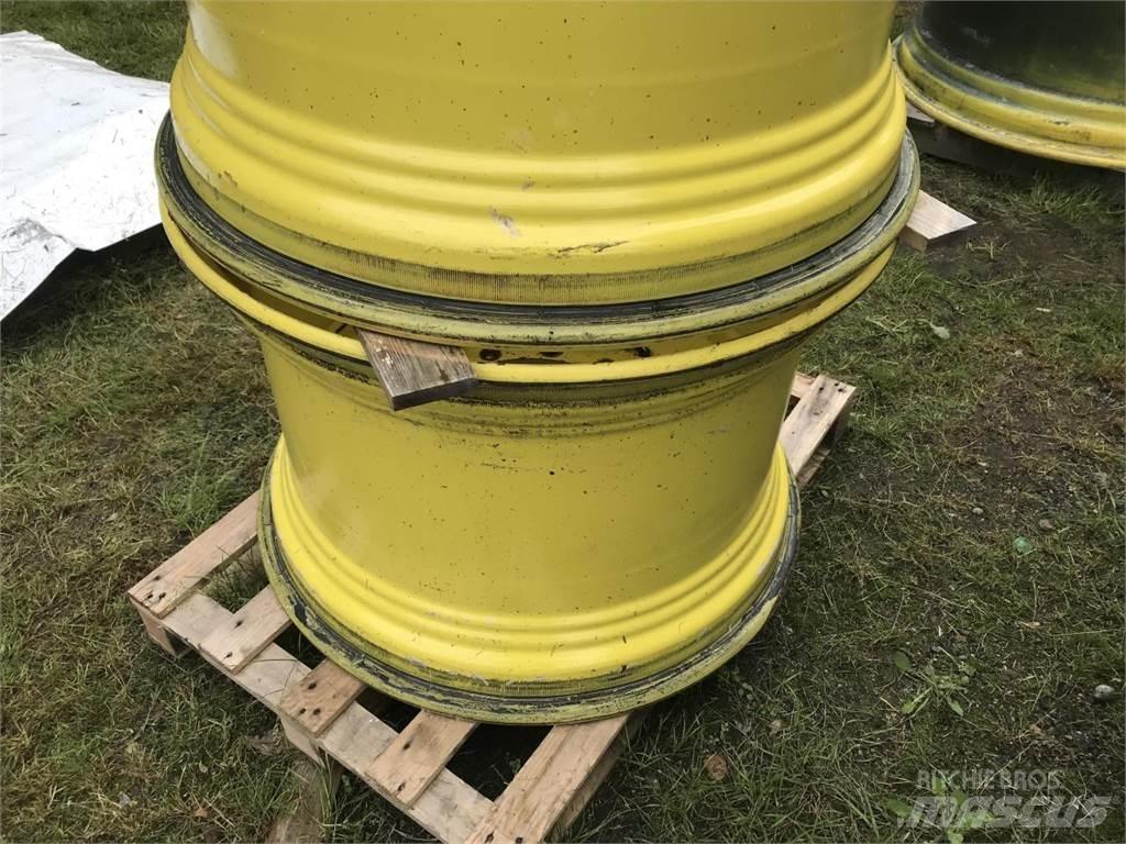 John Deere 23x34 Tekerlekler