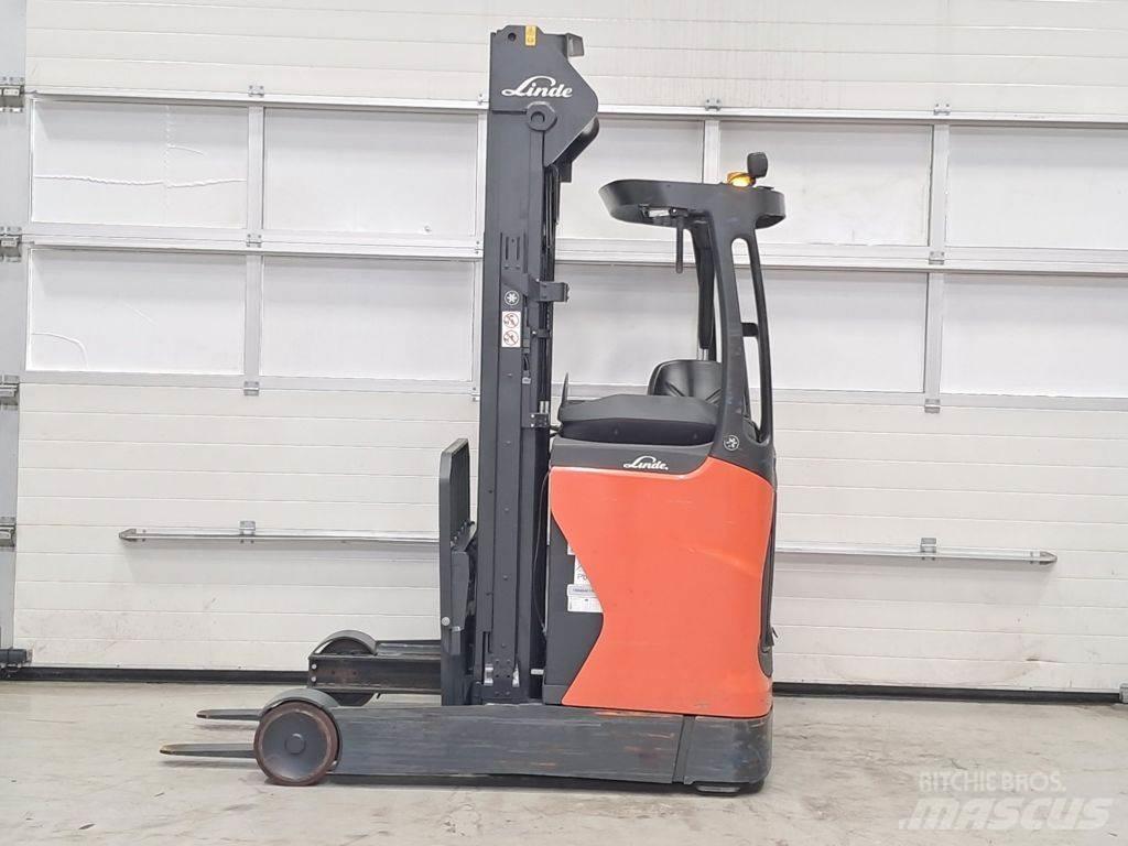 Linde R16-01 Reach truck - depo içi istif araçları