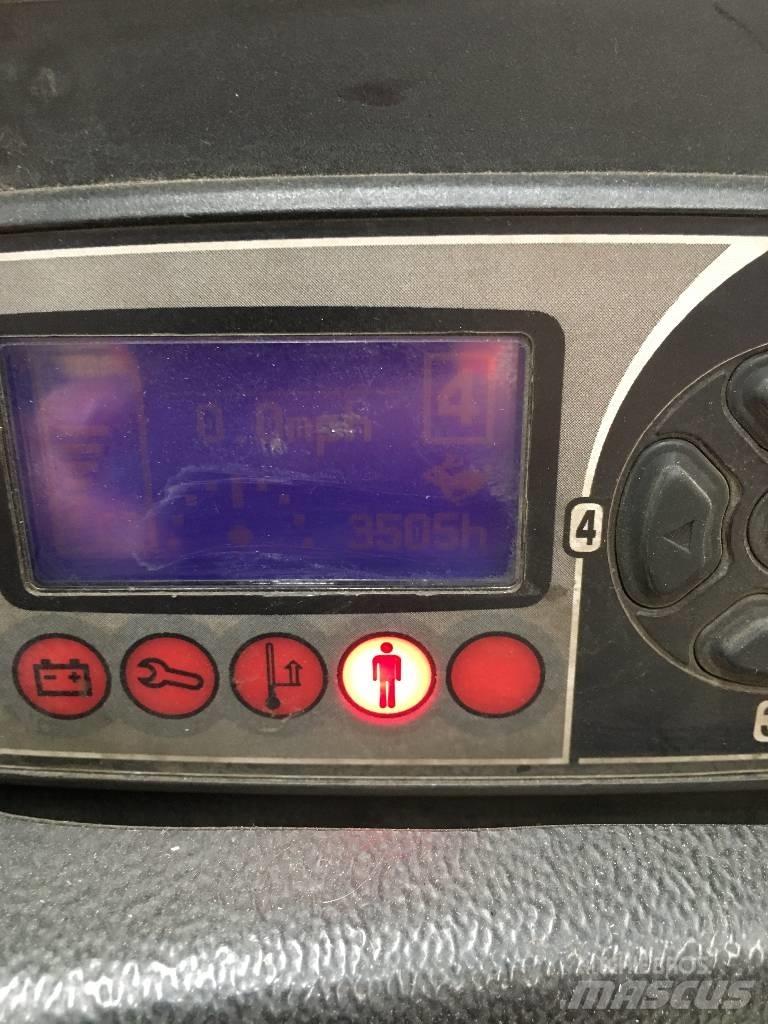 Hyster R30XMF3 Yüksek seviye siparis toplayici