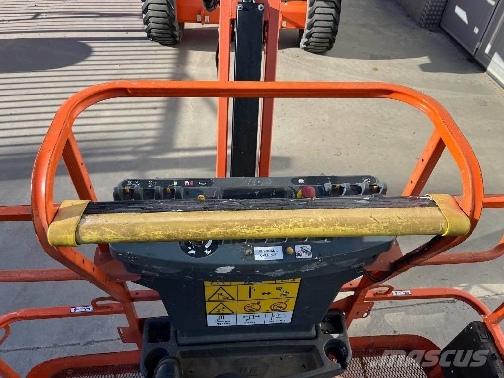 JLG 520 AJ Körüklü personel platformları