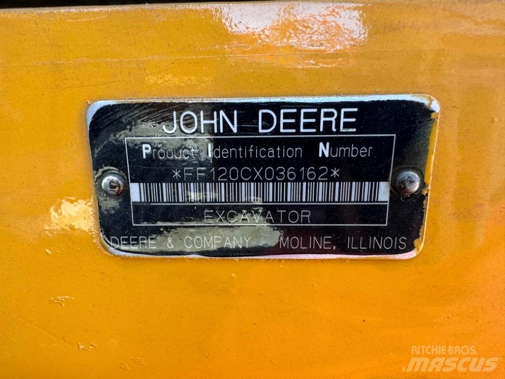 DEERE 120C LC Paletli ekskavatörler
