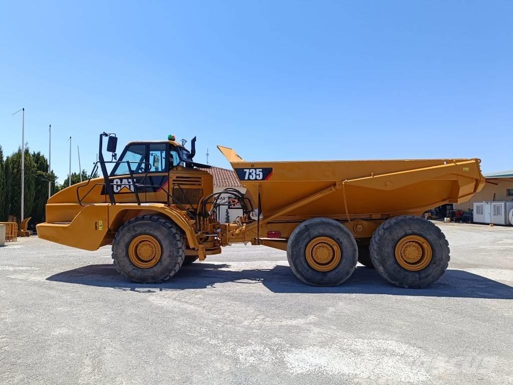 CAT 735 Belden kirma kaya kamyonu
