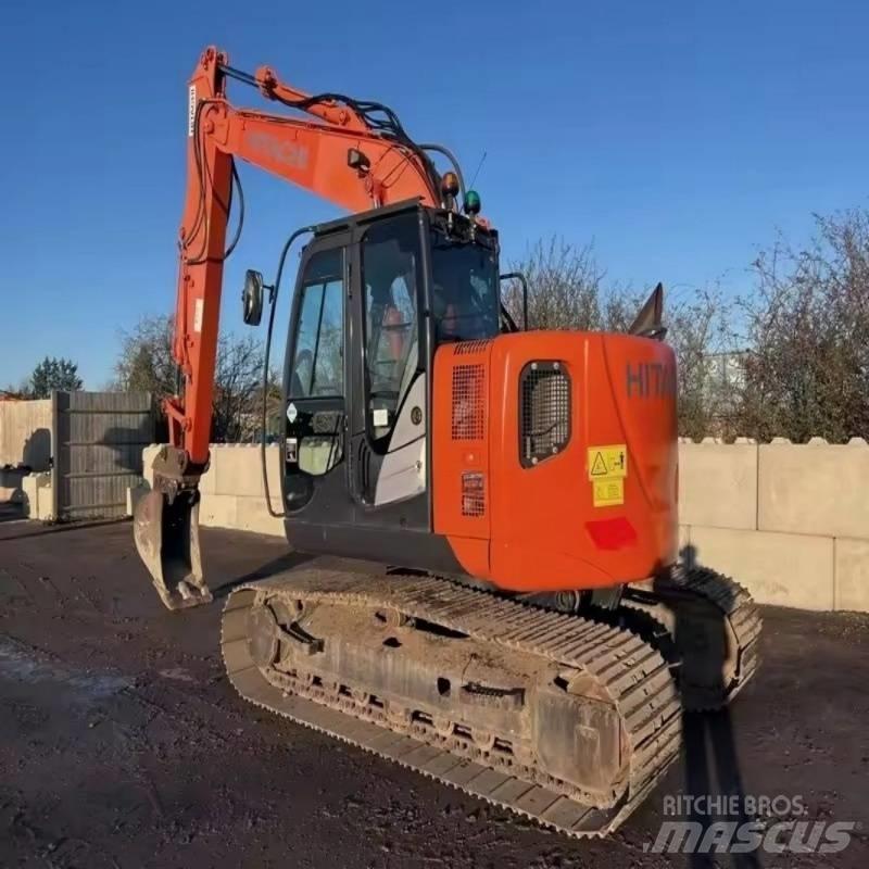 Hitachi ZX 135 Paletli ekskavatörler