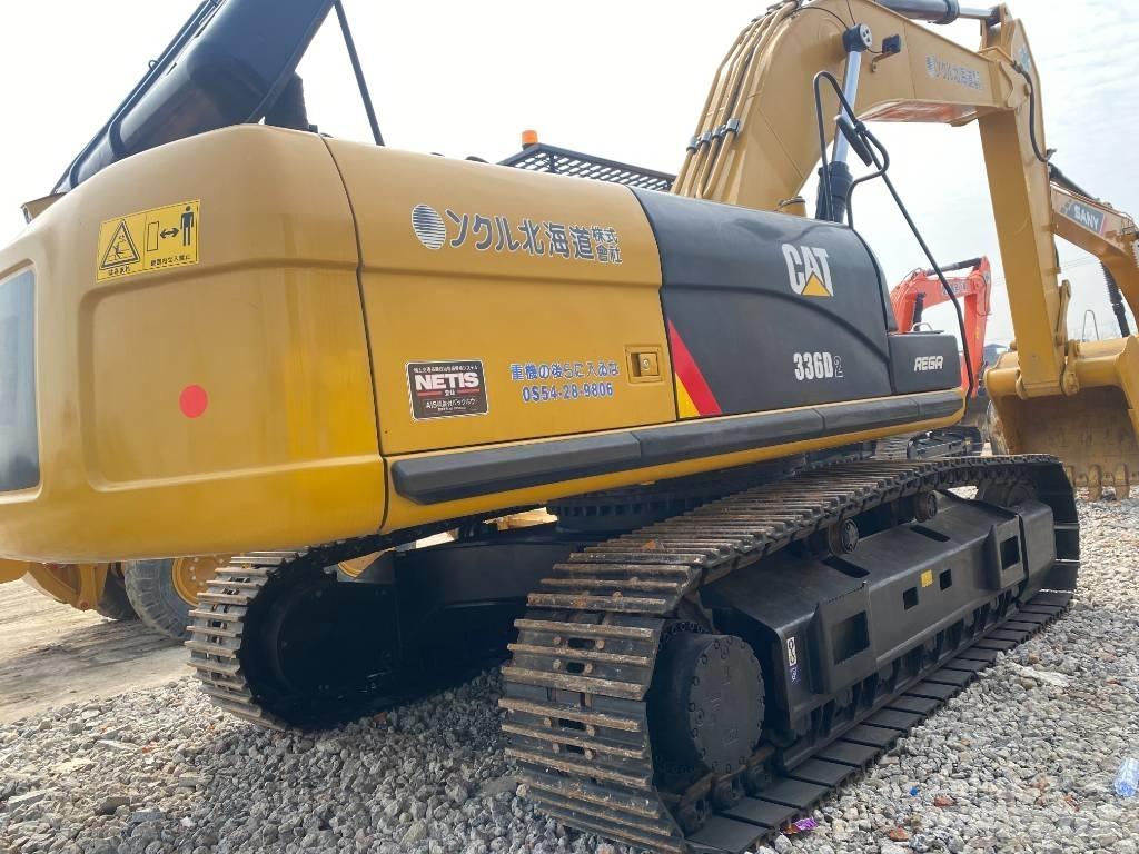 CAT 336D2 Paletli ekskavatörler