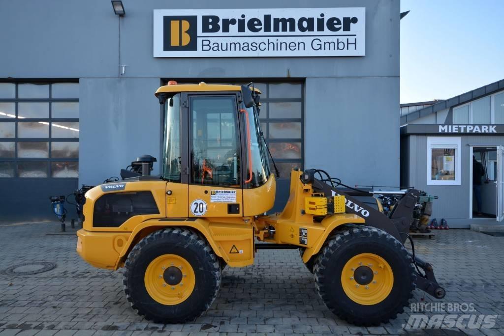 Volvo L 30 H Tekerlekli yükleyiciler