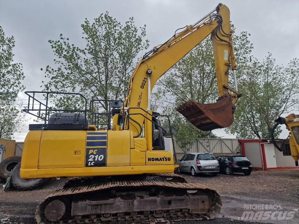 Komatsu PC210LC-11 Paletli ekskavatörler