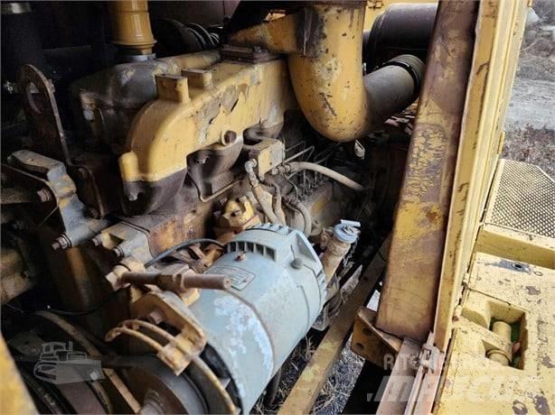 CAT 245 Paletli ekskavatörler
