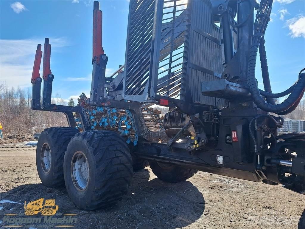 Komatsu 895 Biçerdöverler