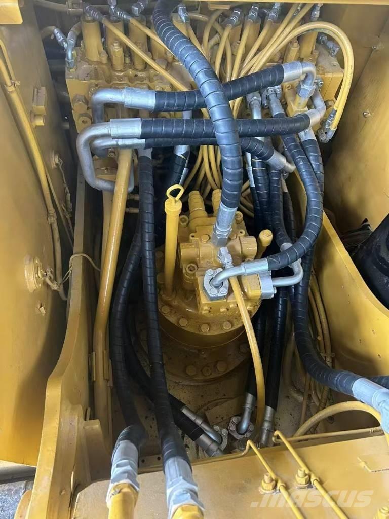 CAT 320 D2 Paletli ekskavatörler