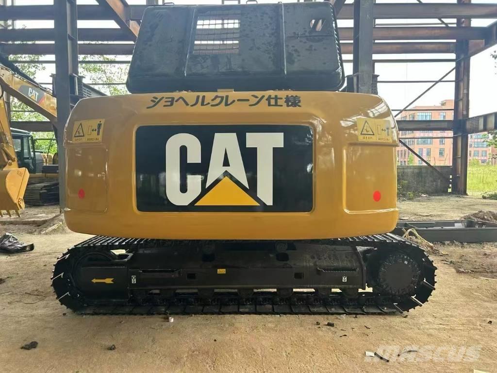 CAT 320 D2 Paletli ekskavatörler