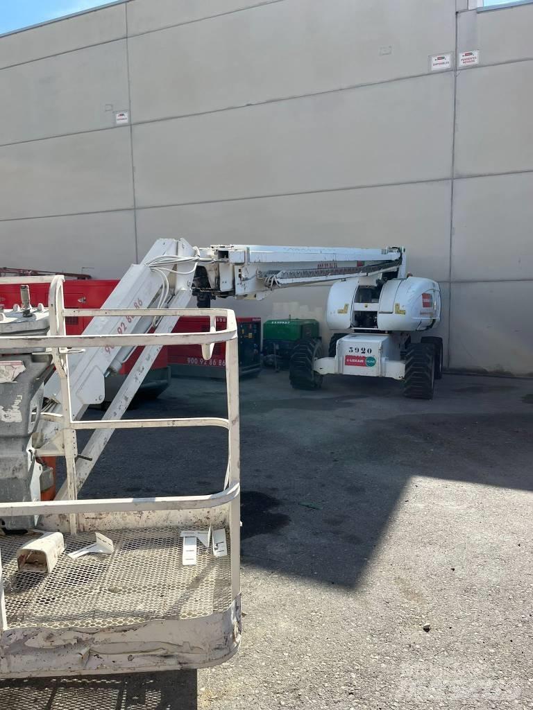 JLG 860 SJ Teleskopik personel platformları