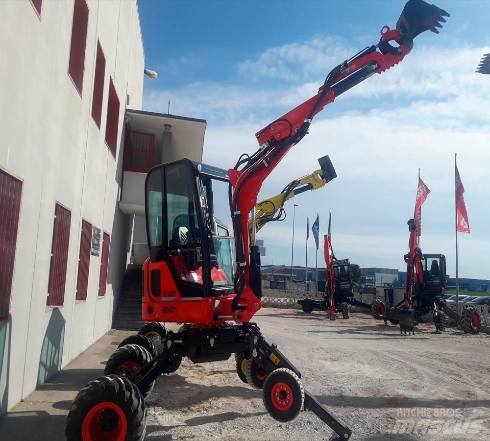 Euromach R25 Amfibi Ekskavatörler
