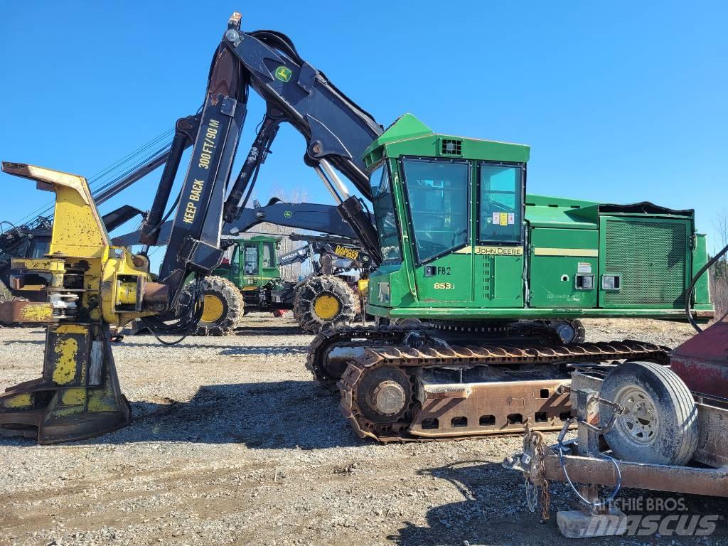 John Deere 853 Ağaç kesici istifleyiciler