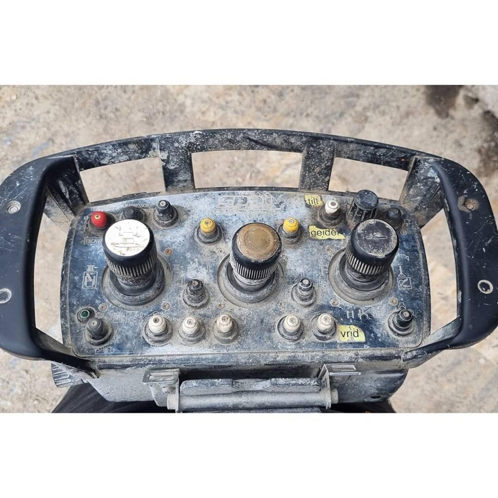 Volvo EC300 DT145 Kazik ve ankraj makinalari