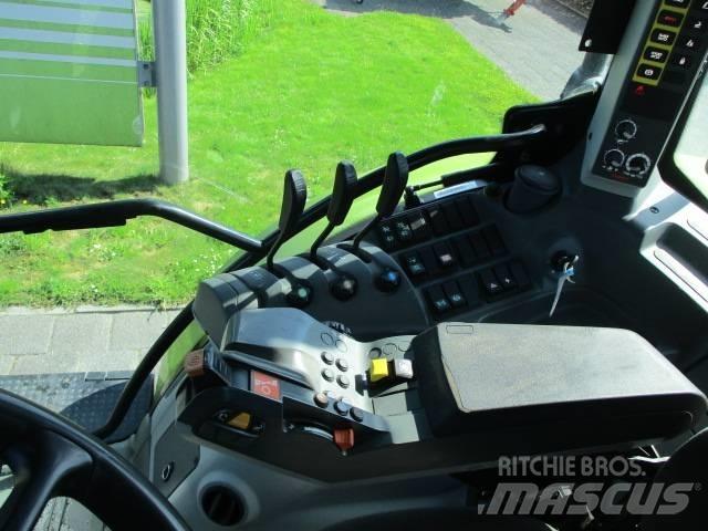 CLAAS Arion 520 Traktörler