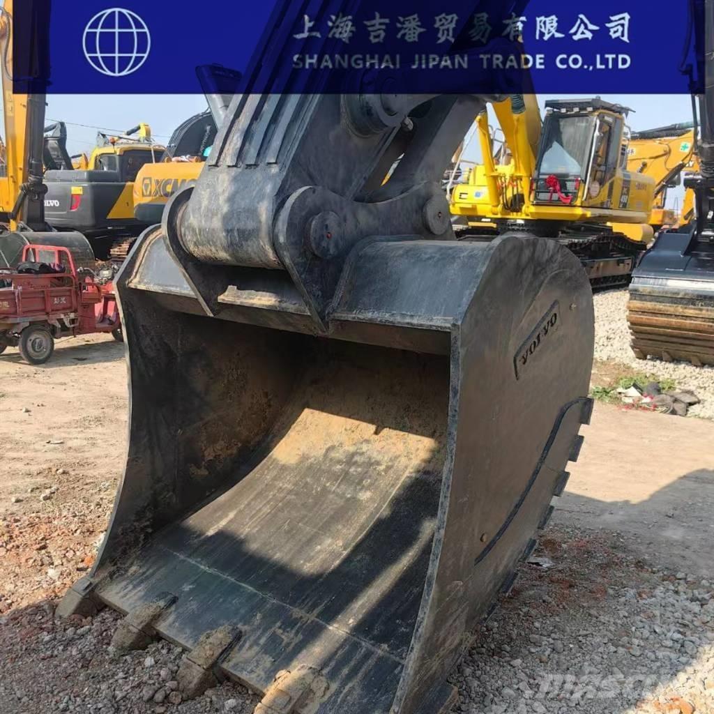 Volvo EC 360 Paletli ekskavatörler