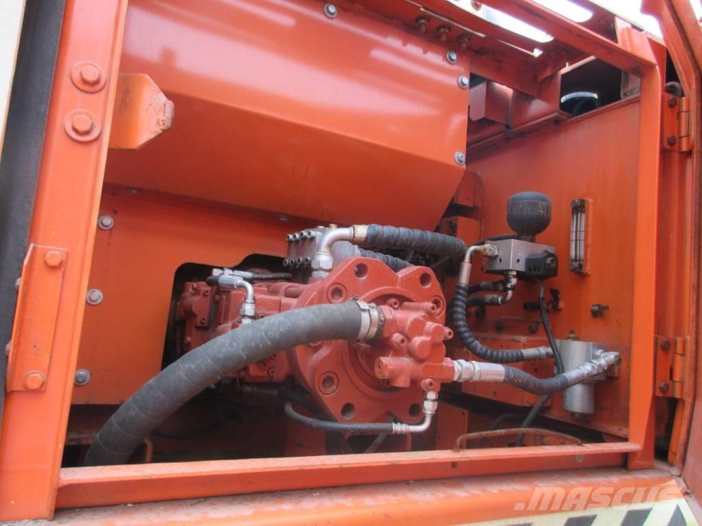 Doosan DH 220 LC Paletli ekskavatörler